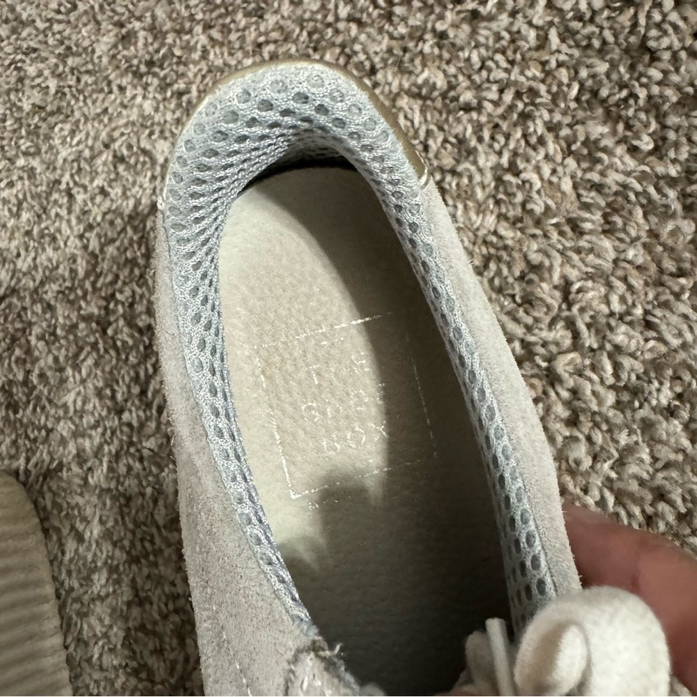 The Shoe Box Platform Tennis Shoes Size 6 - Picture 5 of 13